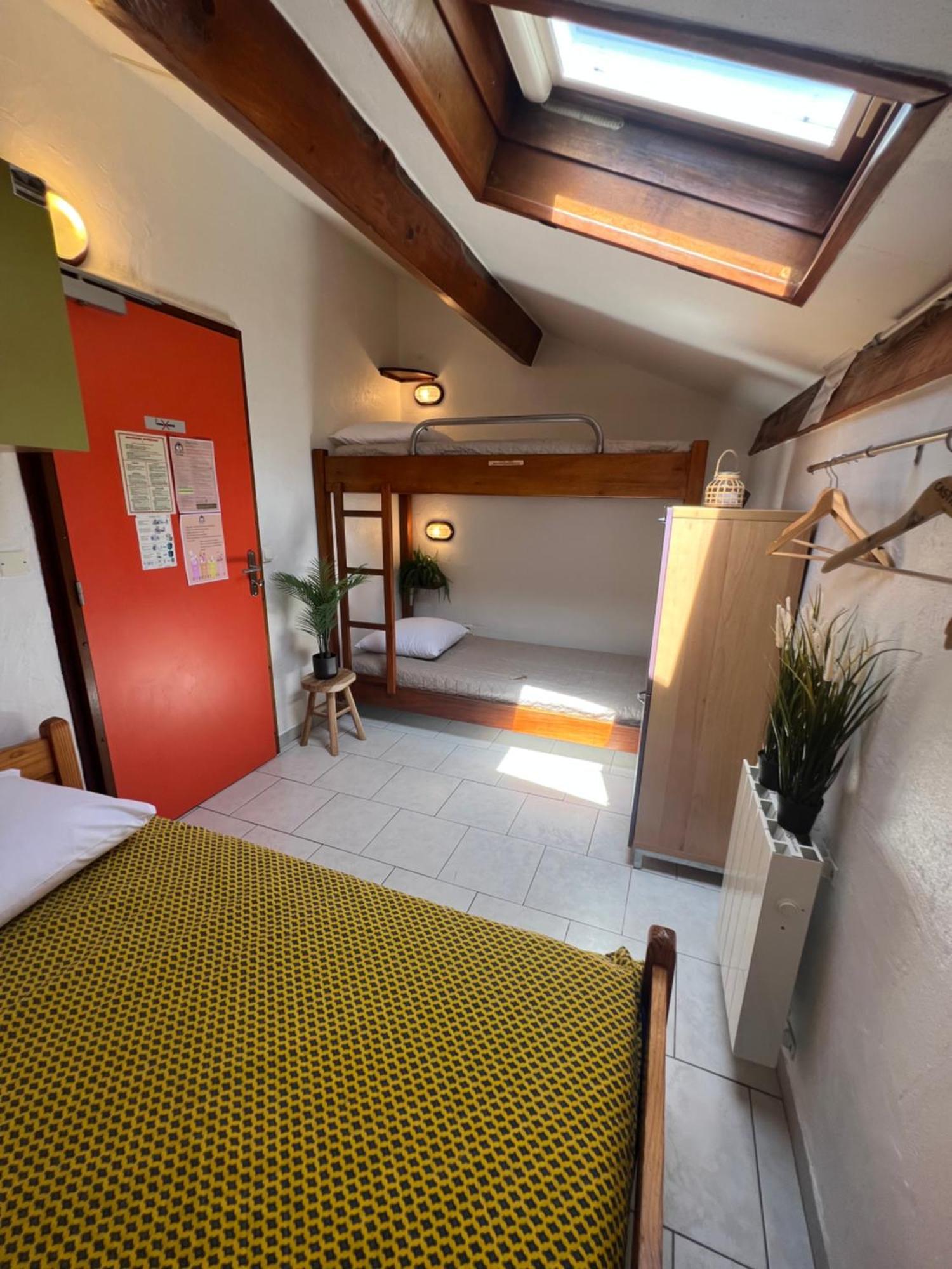 L'Oustaou Castellane Hostel Exterior photo